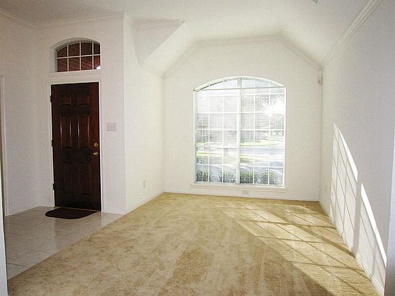 3rd image of 14214 Deep Cove Ln