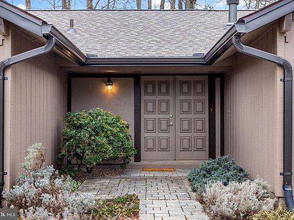 4th image of 5346 Cristfield Ct