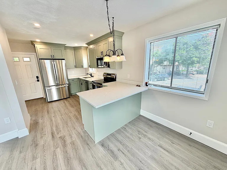 11 Highland Ave #A — Photo 5