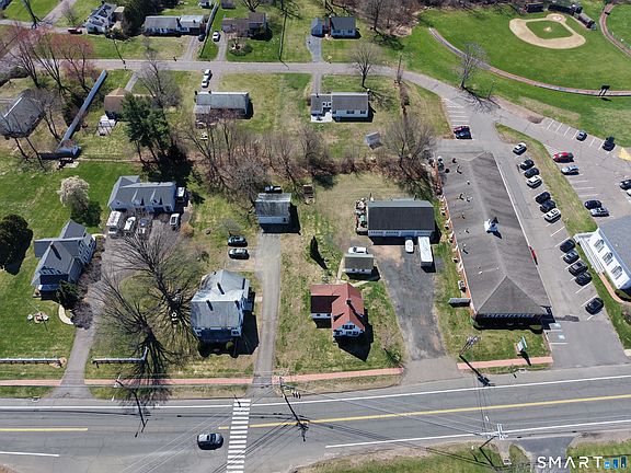 5th image of 620 Main Street