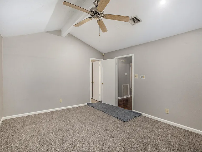 17002 Sky Blue Pl — Photo 8