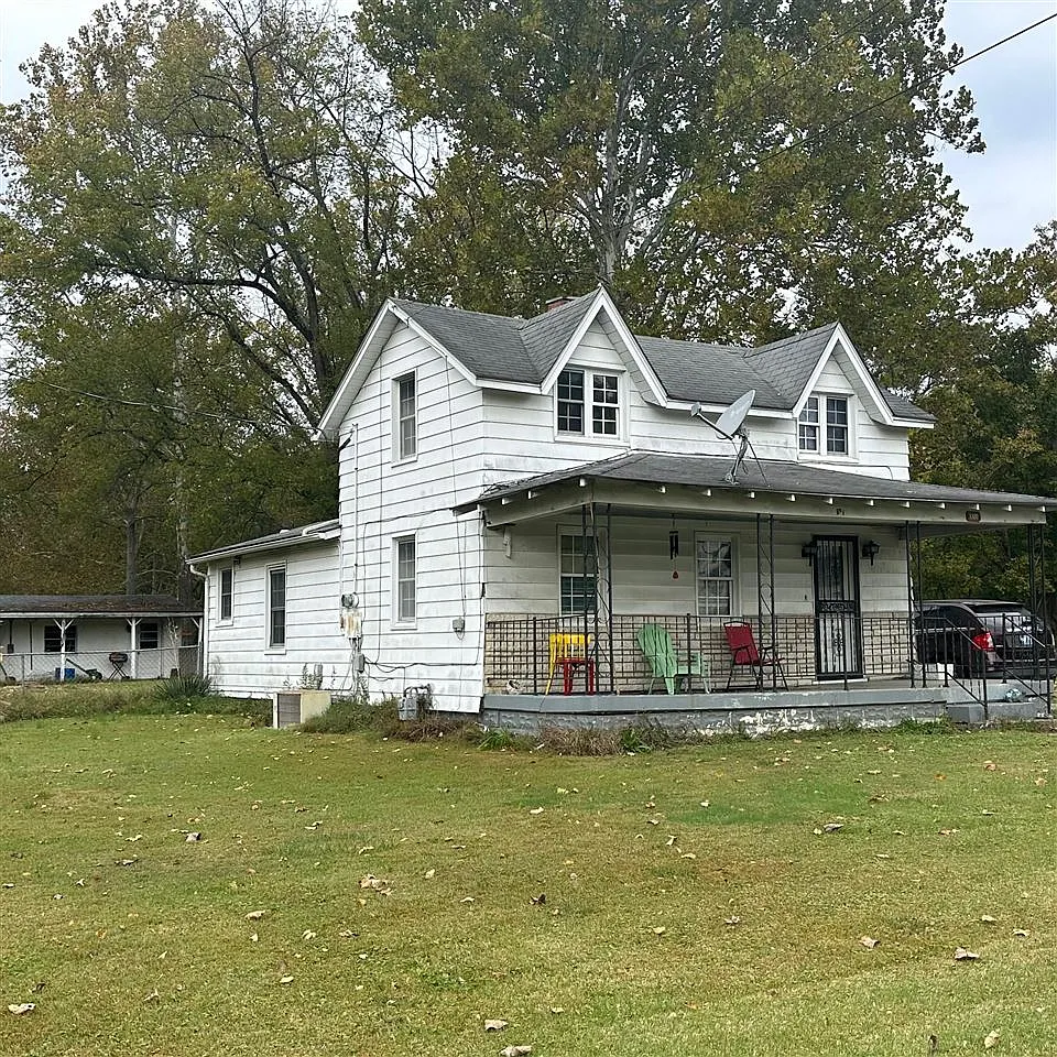 8800 W Manslick Rd photo 1