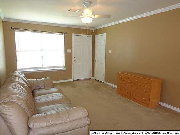 2nd image of 23607 Wellington Ave
