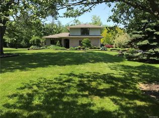 7070 Derby Rd, Derby, NY 14047