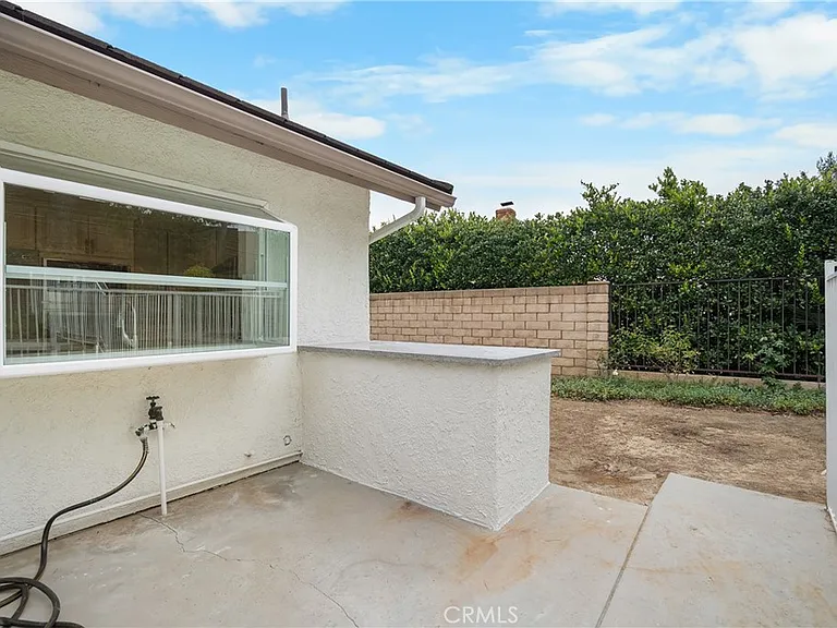 11861 Darby Ave — Photo 47