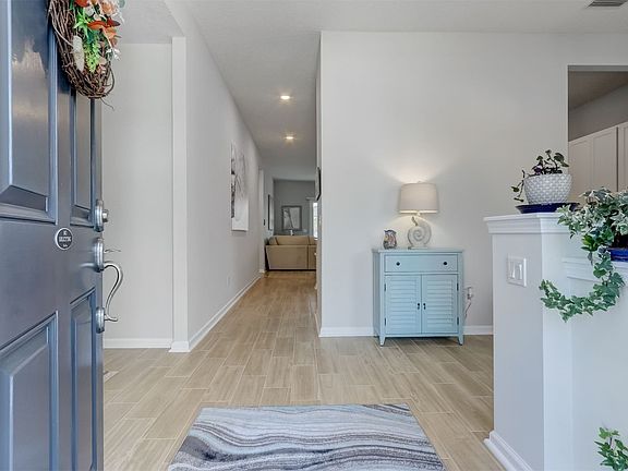 4th image of 86760 Lazy Lake Cir