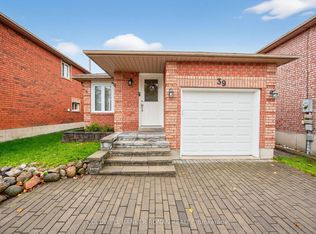 39 Ferguson Dr, Barrie, ON L4N 7B5