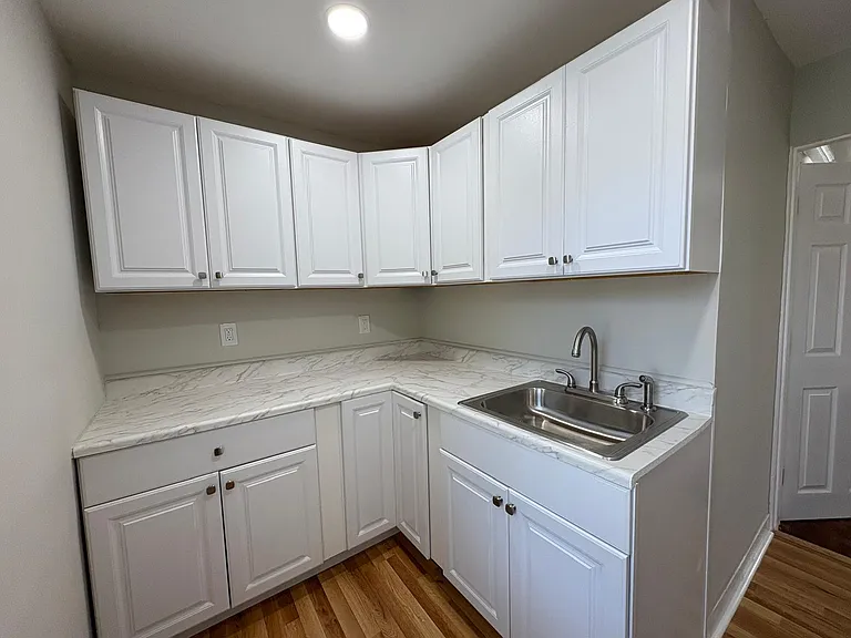 Kitchen sink area