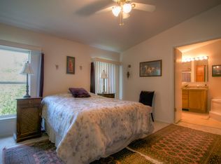 9826 Whitecap Dr NW, Olympia, WA 98502