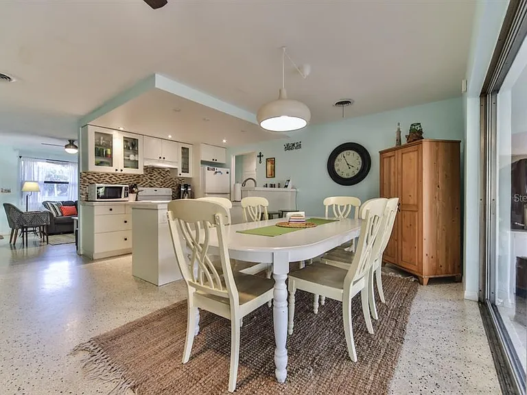 141 Beau Rivage Dr — Photo 10