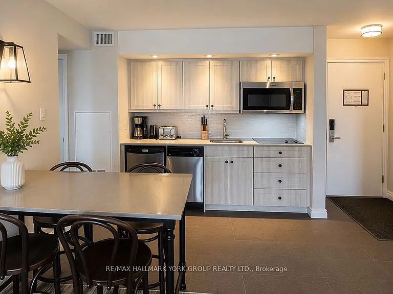 1235 Deerhurst Dr #51-304 — Photo 5