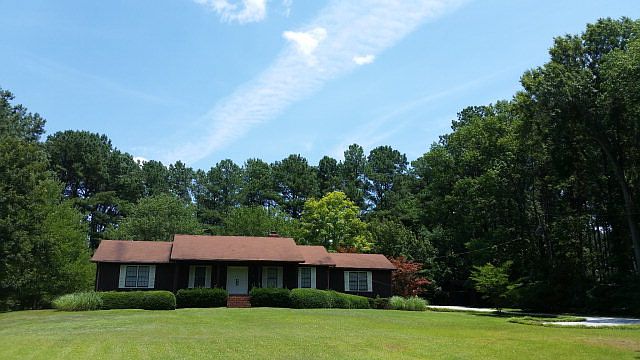1st image of 210 Lillian Sims Dr
