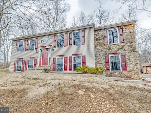 1000 Woodland Dr, Quarryville, PA 17566