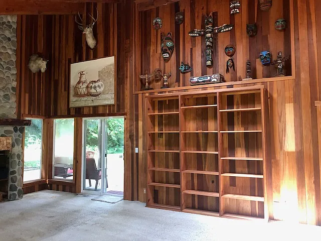 built in bookshelves
