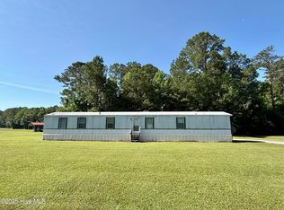 1098 Dewey Hardison Rd, Williamston, NC 27892