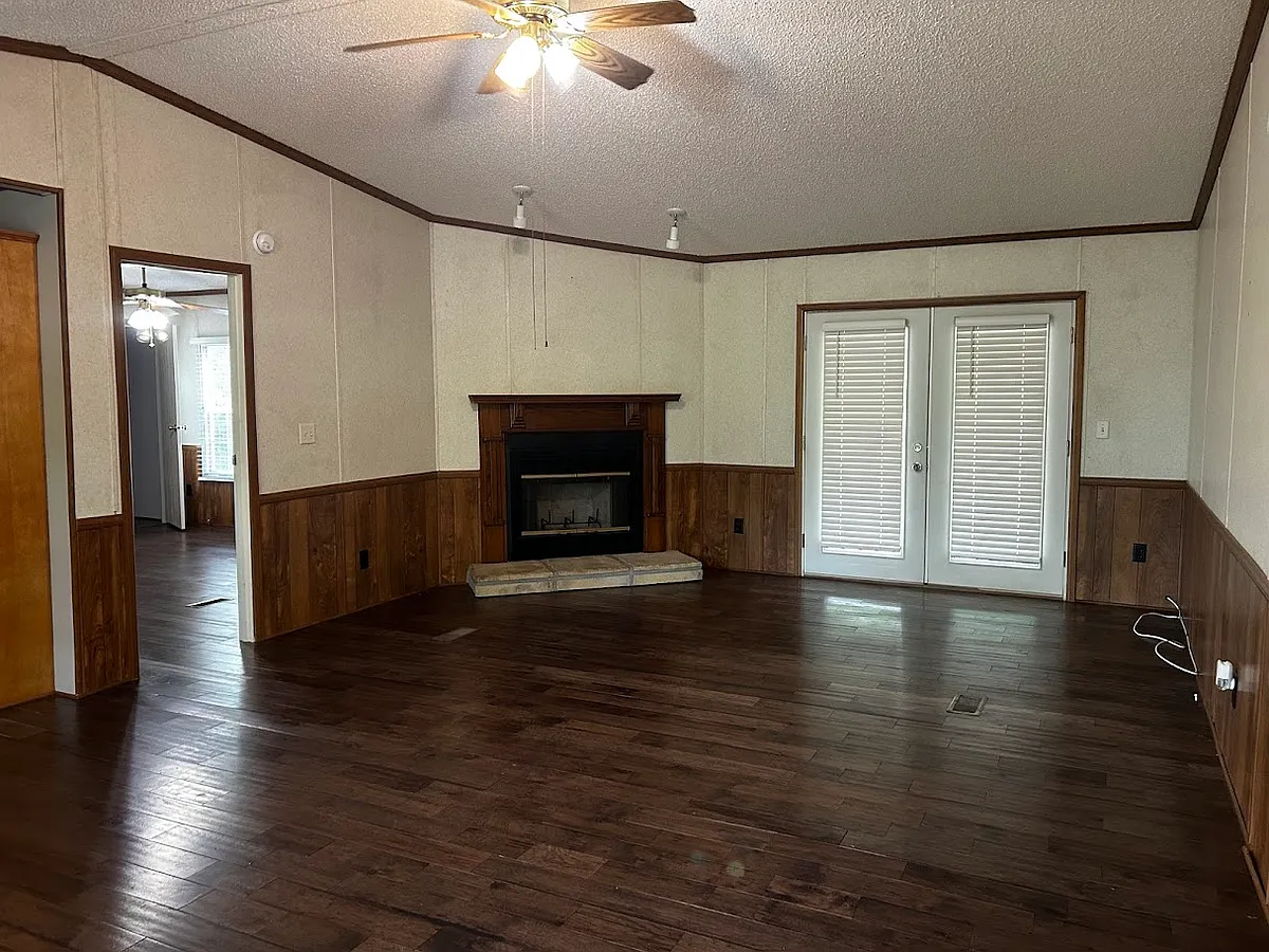 Building Photo - 176 Ware Trl