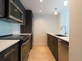 2975 Oak St #102, Vancouver, BC V6H2K7