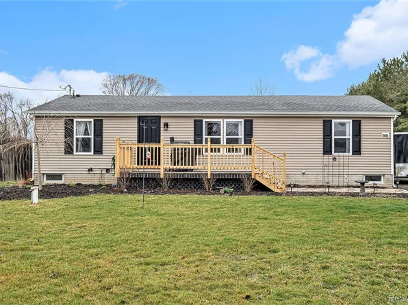 11414 Morrish Rd, Gaines, MI 48436