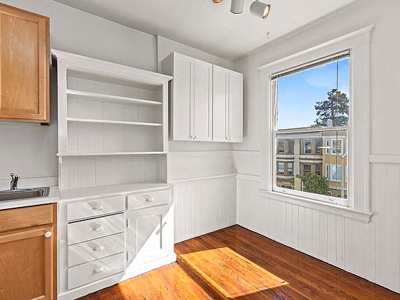 3rd image of 744 Guerrero St APT 5