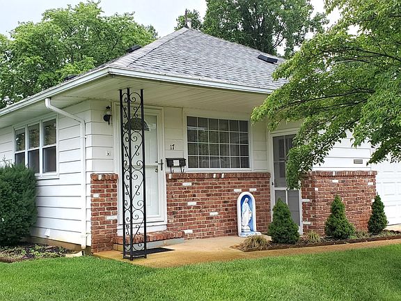 3rd image of 17 Palisades Dr