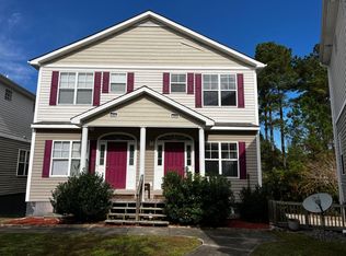 300 Prowler Ln, Havelock, NC 28532