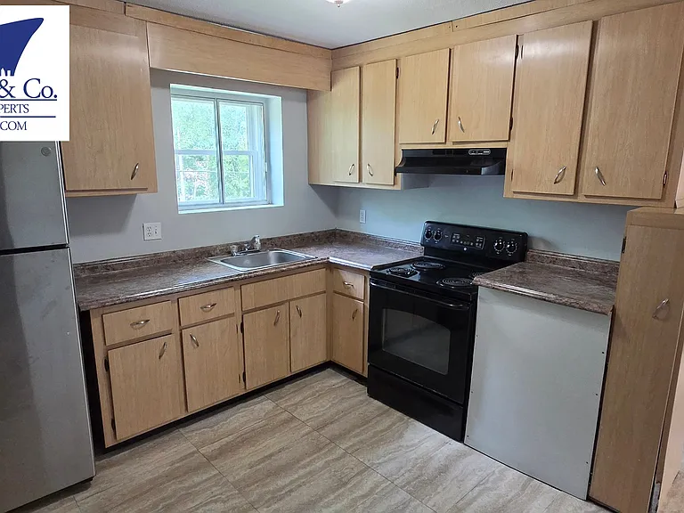 5 Waldemar Ave #2 — Photo 1