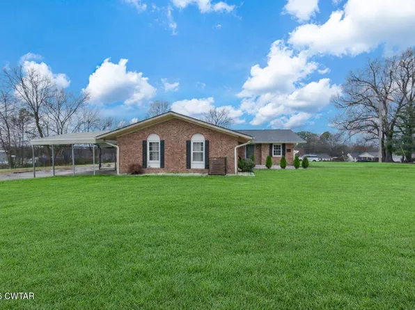 108 Hospital Dr, Trenton, TN 38382