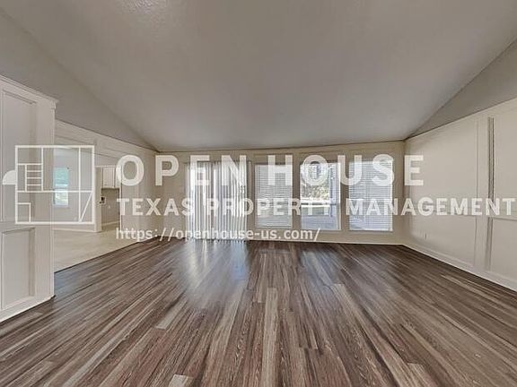 3rd image of 3315 Redwood Lodge Dr