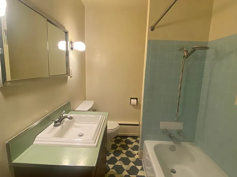 2239 Main St — Photo 11
