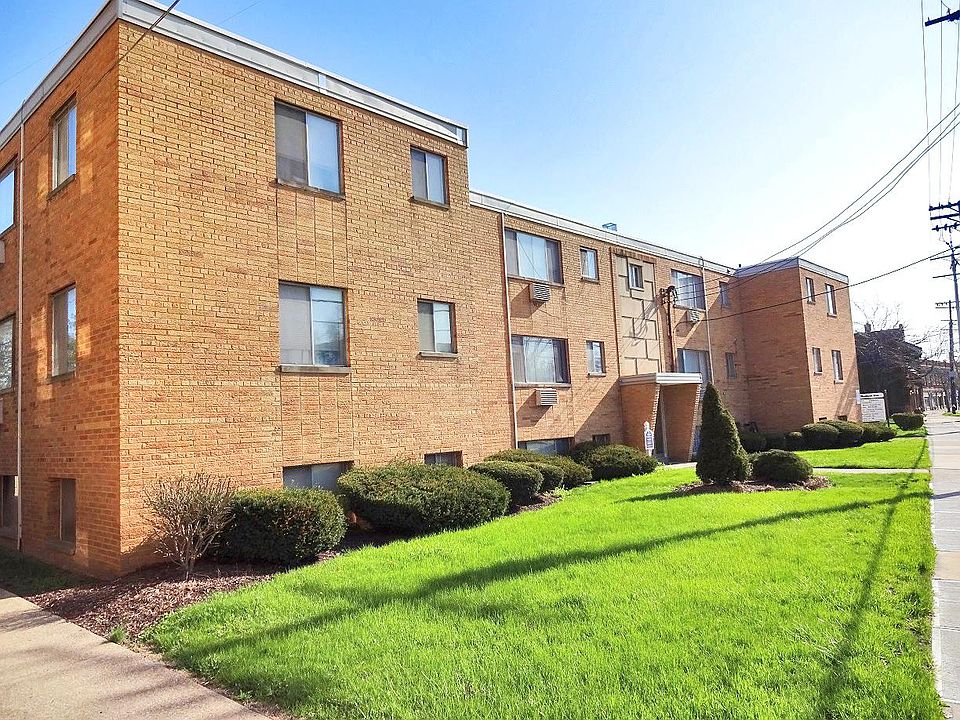 2nd image of 15610 Madison Ave APT 203