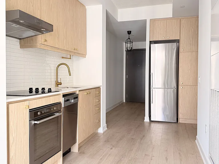 9 Tecumseth St #1201 — Photo 6