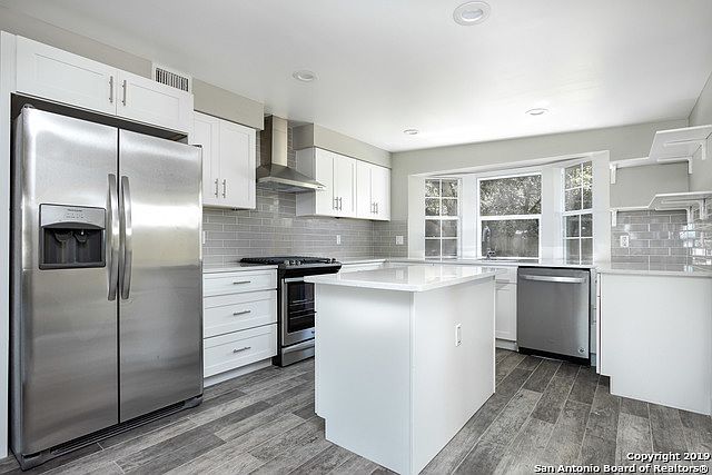 1st image of 4326 Seabrook Dr