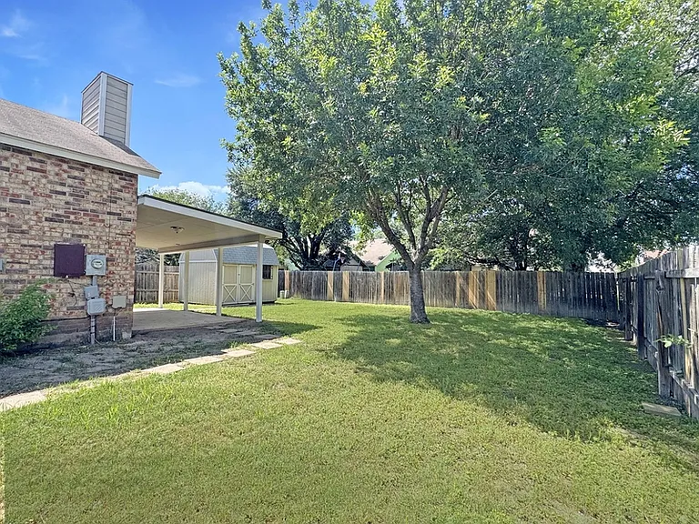 10203 Sunset Field Dr — Photo 28
