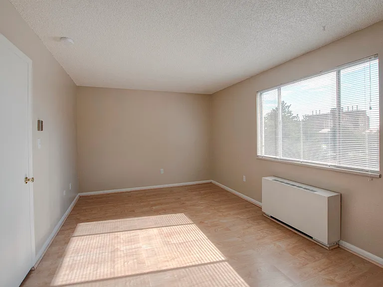 3000 Colorado Ave. — Photo 7