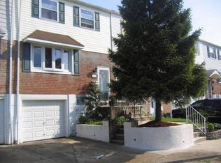 12115 Covert Rd, Philadelphia, PA 19154