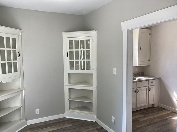 4th image of 1812 G St N #1