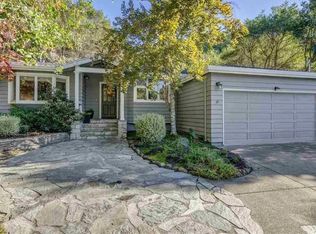 3 Easton Ct, Orinda, CA 94563