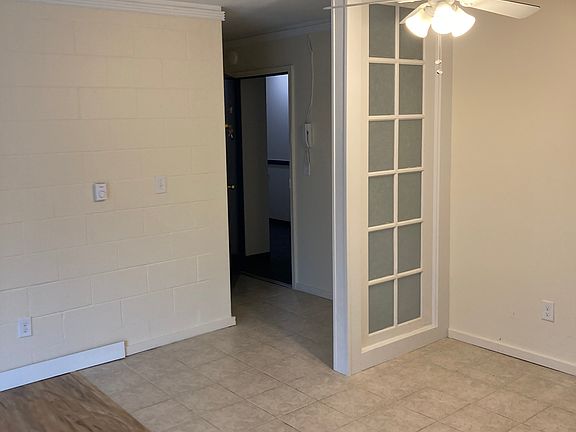 2nd image of 106 22nd Ave #205