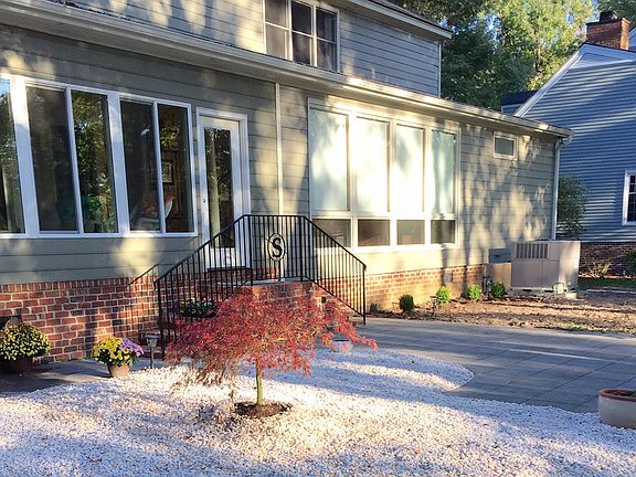 2nd image of 604 Short Spoon Cir