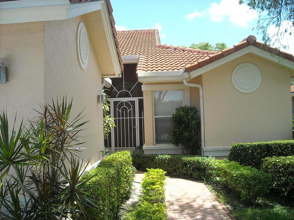 1st image of 7646 Majestic Palm Dr