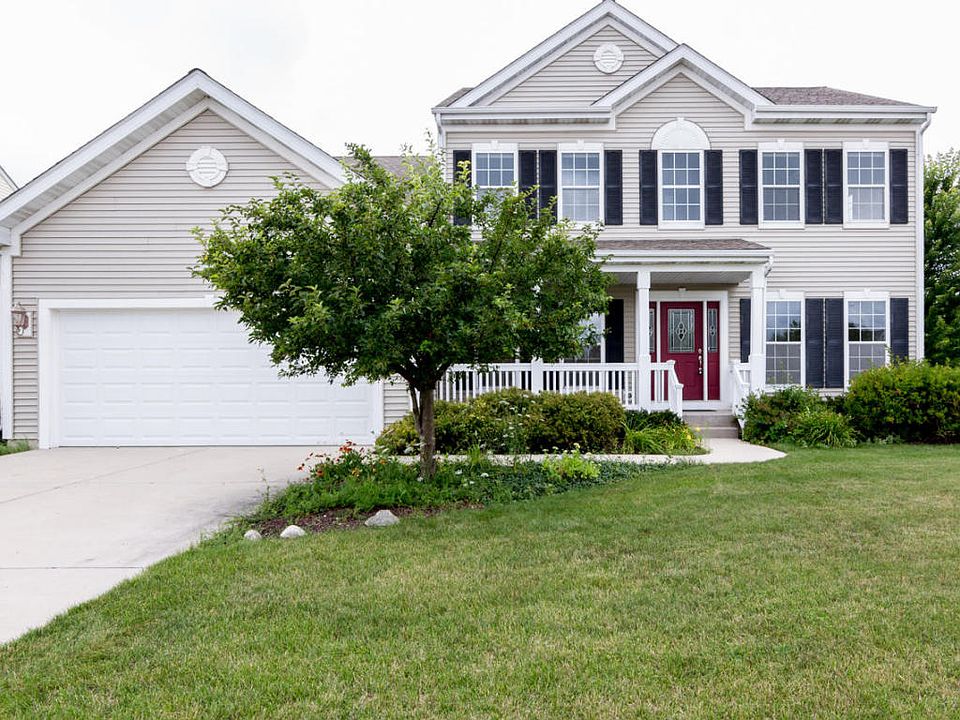 1st image of 634 Riverwood Ln
