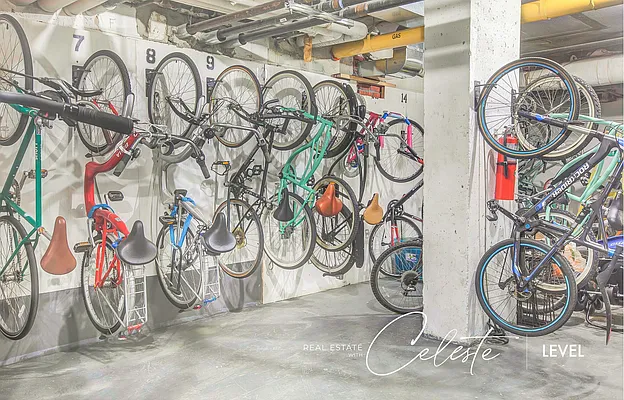 Rented by Level Group | media 60