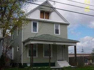 1302 Curtis St, Akron, OH 44301