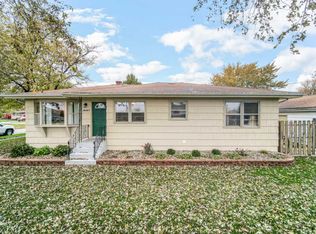 19407 Oakwood Ave, Lansing, IL 60438