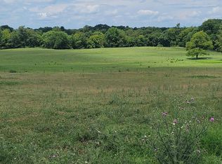 Fox Lair Ln, Summit Pt, WV 25446