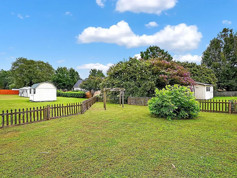 632 Waterford Dr — Photo 31