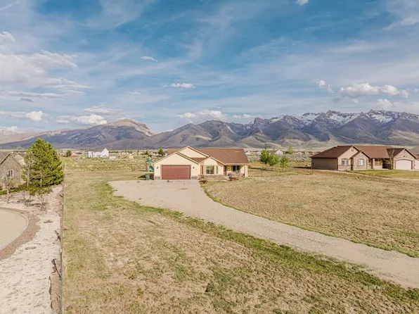 768 Clover Dr, Spring Creek, NV 89815