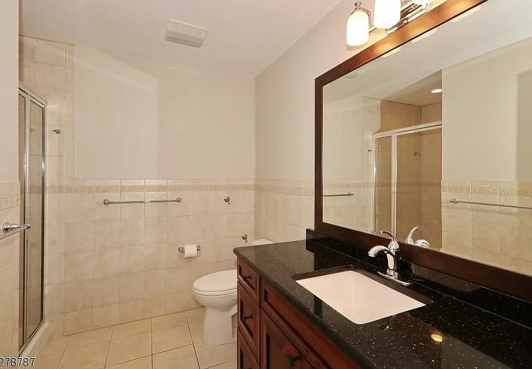 64 Park Ave — Photo 14