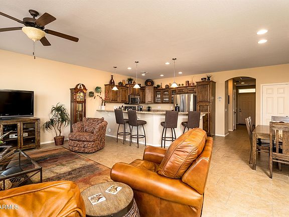 5th image of 2662 S Springwood Blvd Unit 353