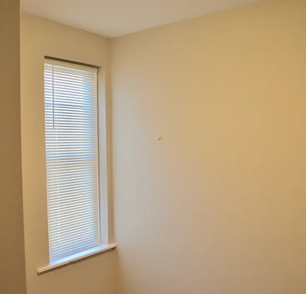 1444 N Edgewood St — Photo 10